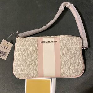 Michael Kors Wrist Bag